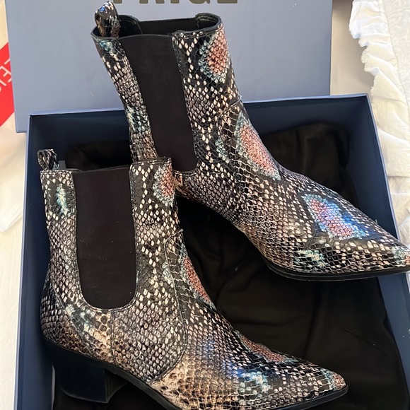 Paige Willa Bootie 7.5 - Picture 1 of 5